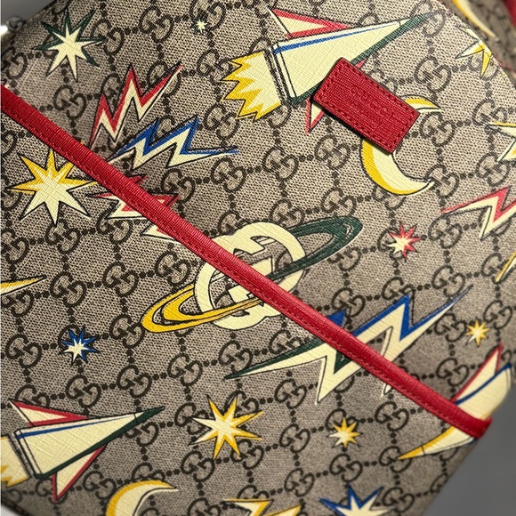Authentic GUCCI GG Supreme Monogram Space Themed Backpack - Picture 5 of 15